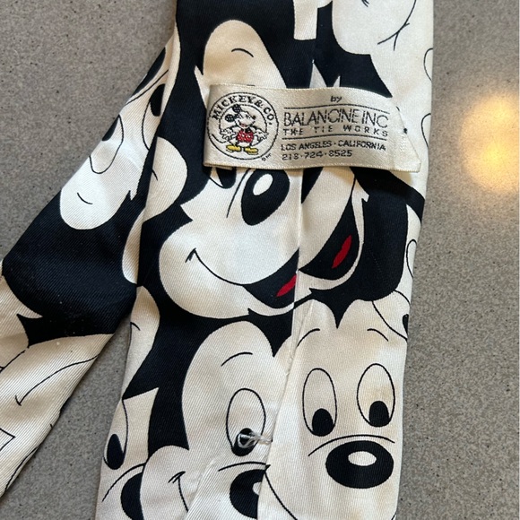 Vintage Ties - Mickey Mouse and Flintstones - Picture 5 of 6